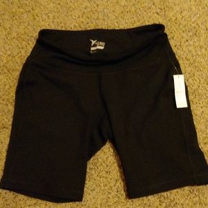 NWT Old Navy Go Dry black workout shorts Sz M